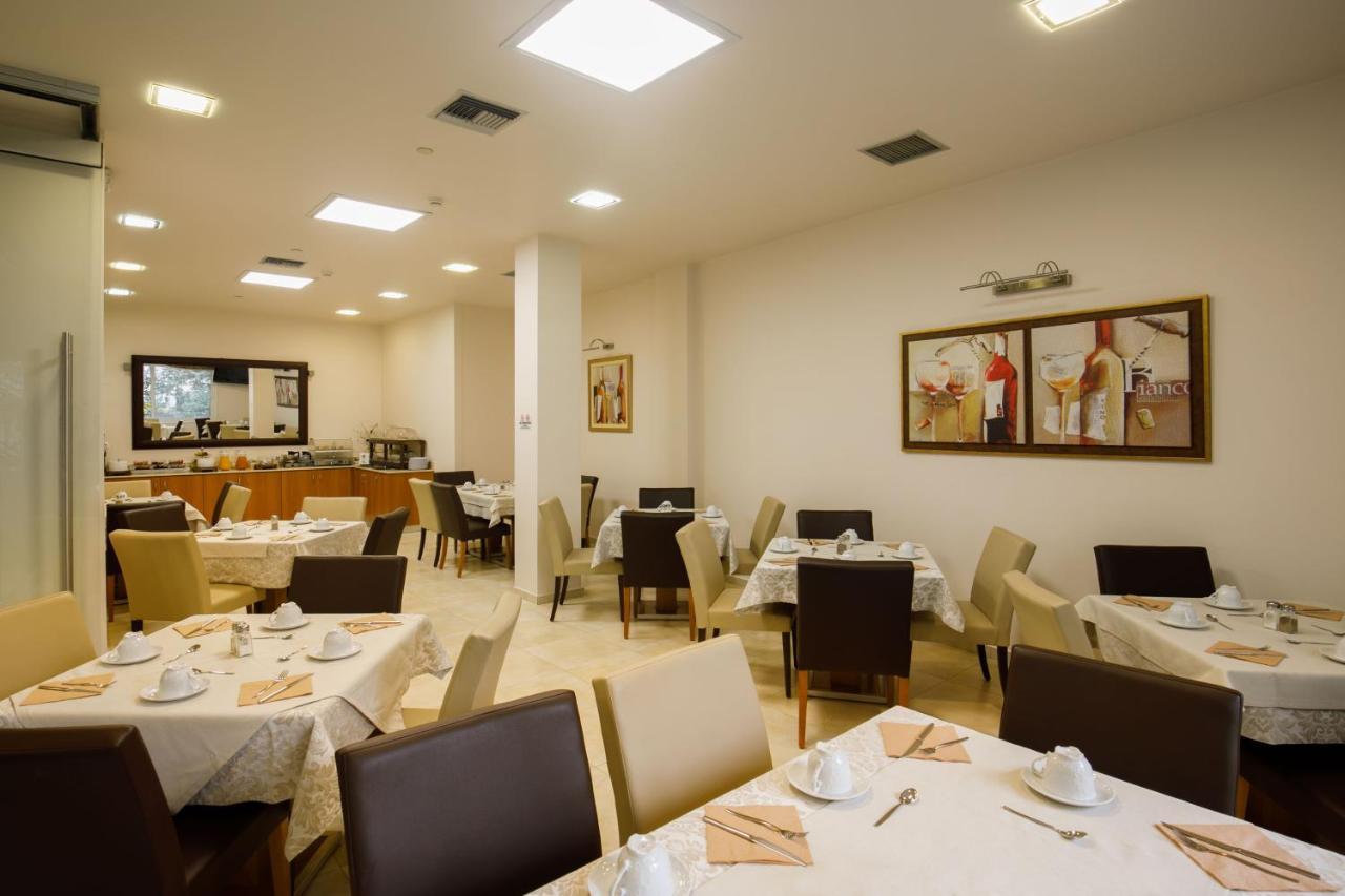 Hotel Athina ラミア エクステリア 写真